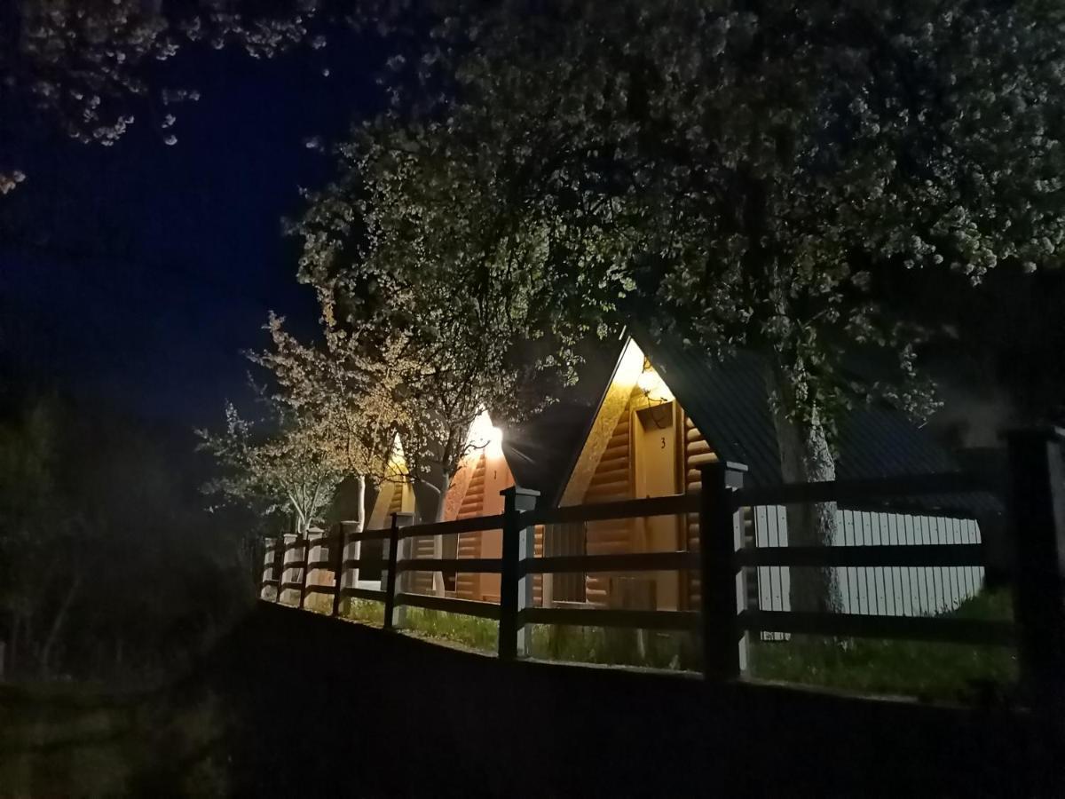 Ethno Cottage Momo Tepca Жабляк Екстер'єр фото