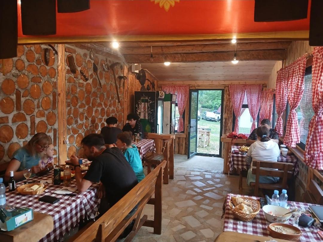Ethno Cottage Momo Tepca Жабляк Екстер'єр фото