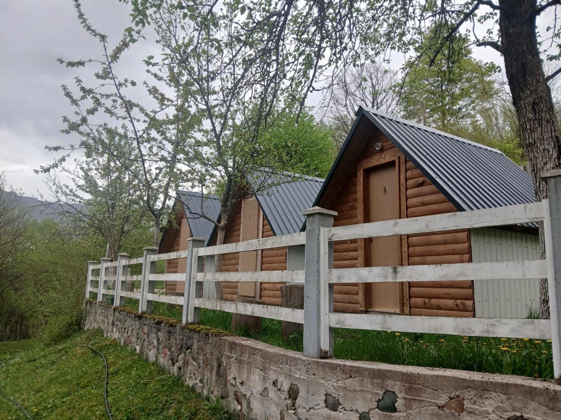 Ethno Cottage Momo Tepca Жабляк Екстер'єр фото